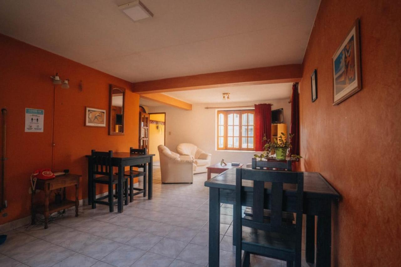 La Casa De Emma Hostel Esquel Bagian luar foto